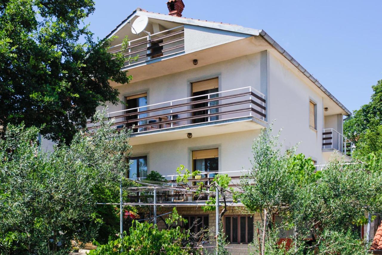 Apartment Sverko Кастав Екстериор снимка