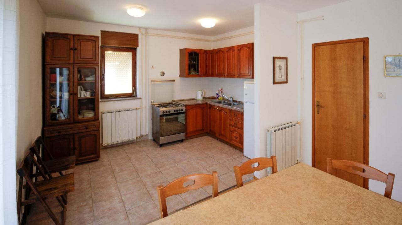 Apartment Sverko Кастав Екстериор снимка